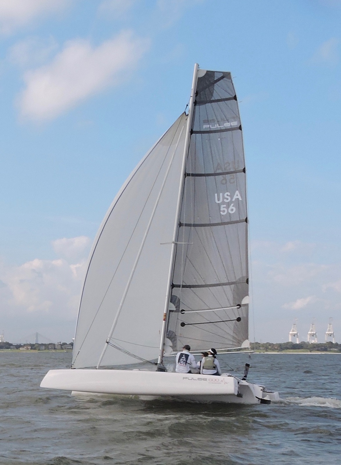 pulse 600 trimaran